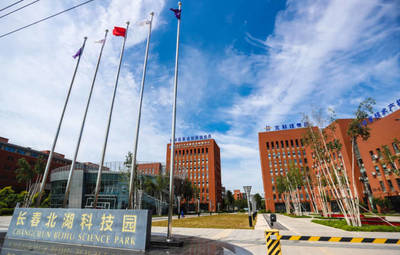 孵化平臺(tái)競(jìng)相開(kāi)花 產(chǎn)業(yè)集聚效應(yīng)顯現(xiàn)