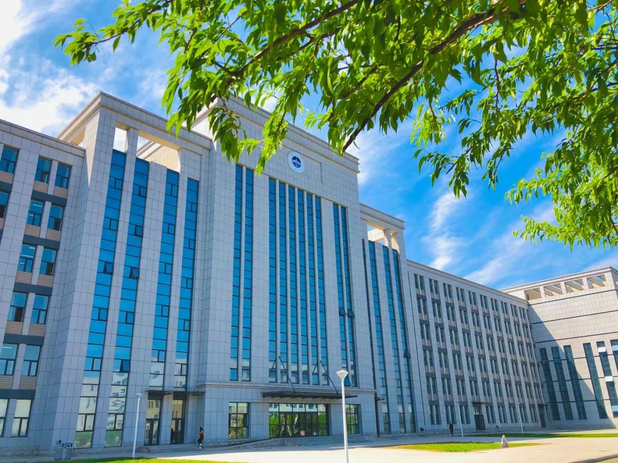 長春理工大學(xué)光電信息學(xué)院正式轉(zhuǎn)設(shè)更名為長春電子科技學(xué)院