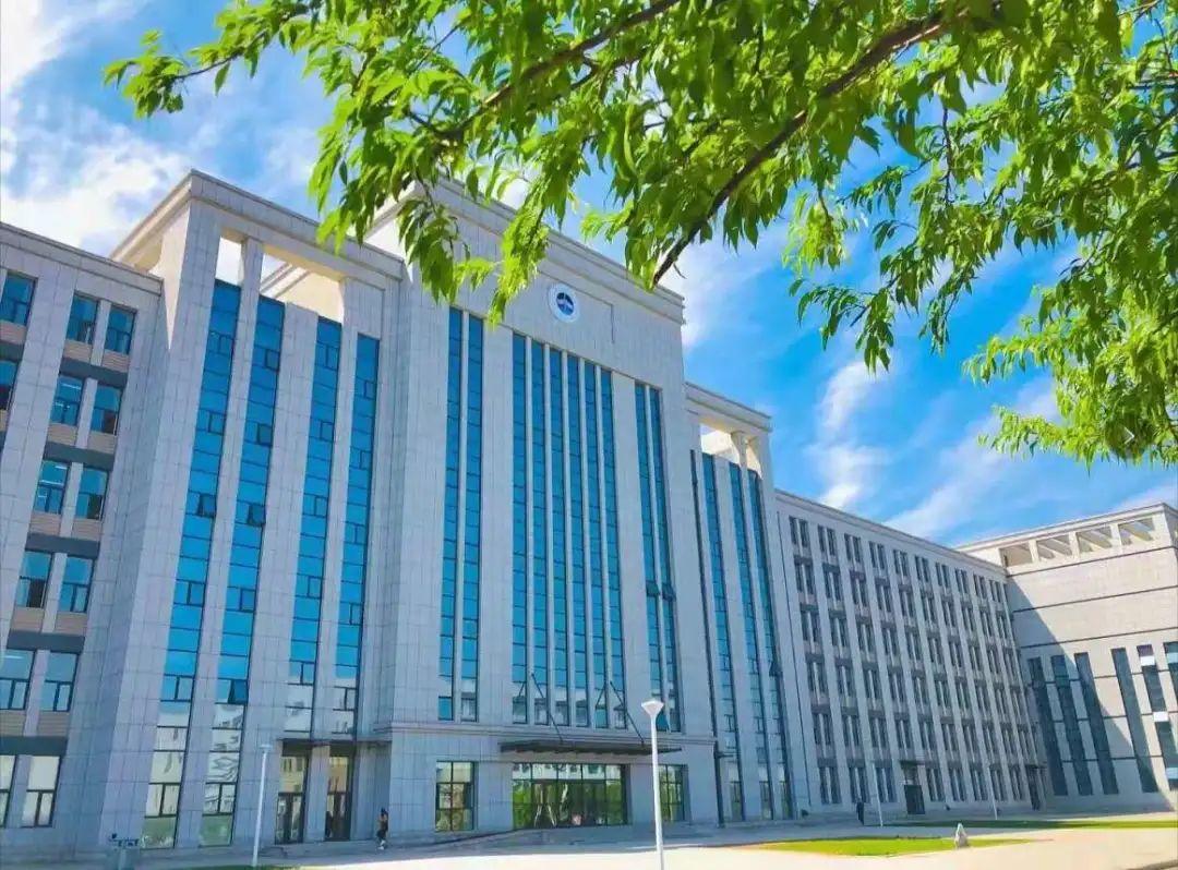 共青團(tuán)長春電子科技學(xué)院委員會(huì) 引領(lǐng)青年成長，服務(wù)長春科技發(fā)展